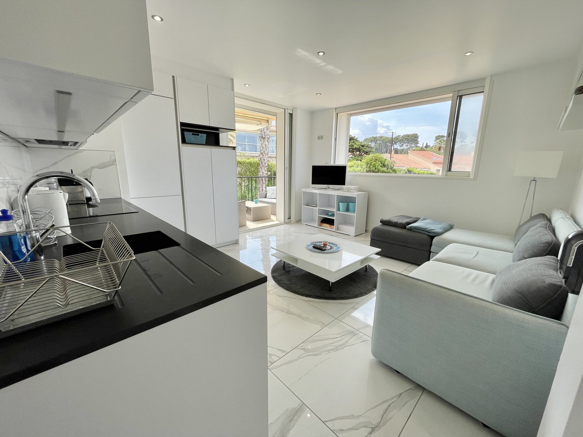Appartement Vue Mer, Accès Plage,Clim,Parking,Wifi